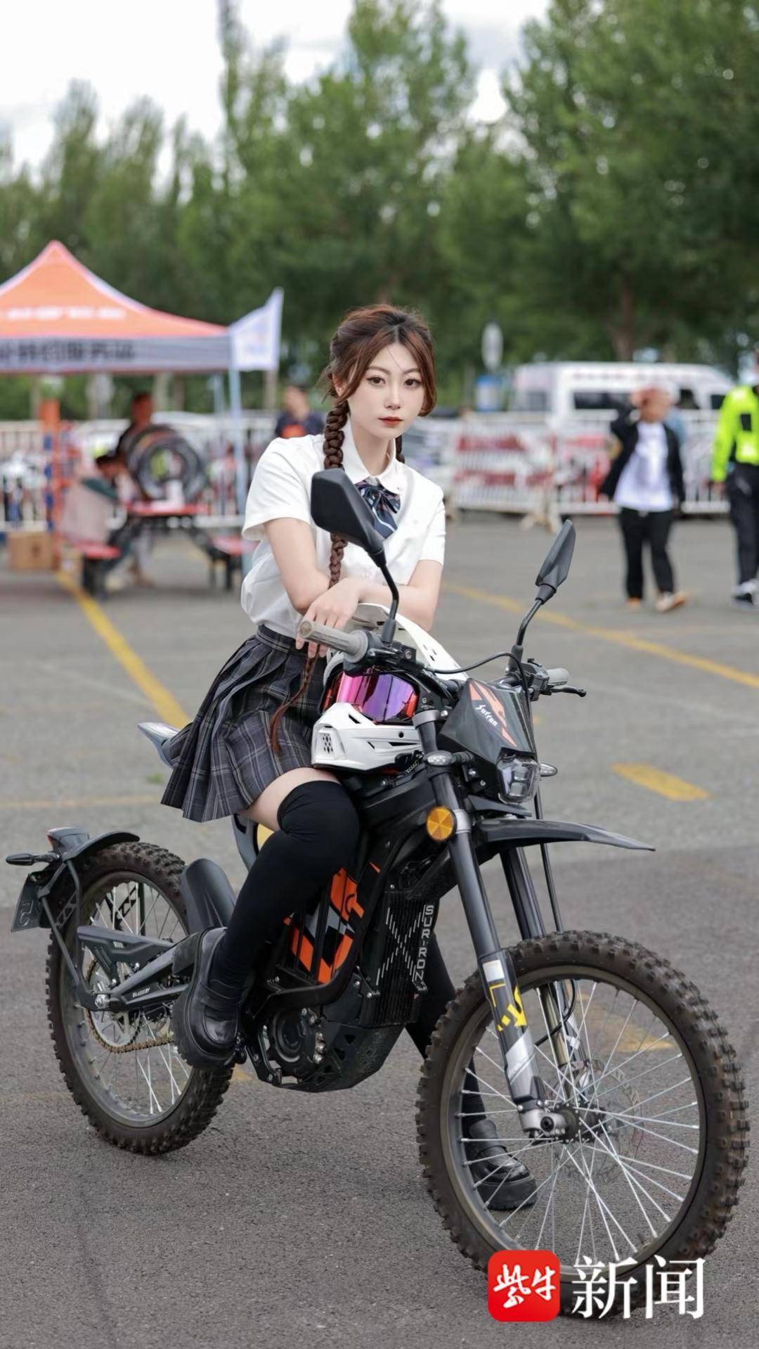【紫牛头条】乡镇储蓄所柜员女孩“破圈”生长，骑行摆脱抑郁，3年职场逆袭