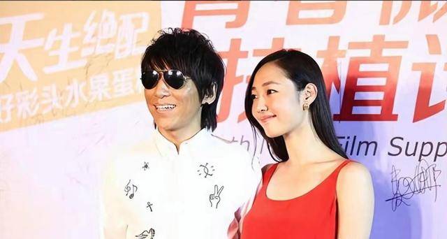 “一指禅”过后，白百何为什么还能将口碑扭转？原来二婚老公是他