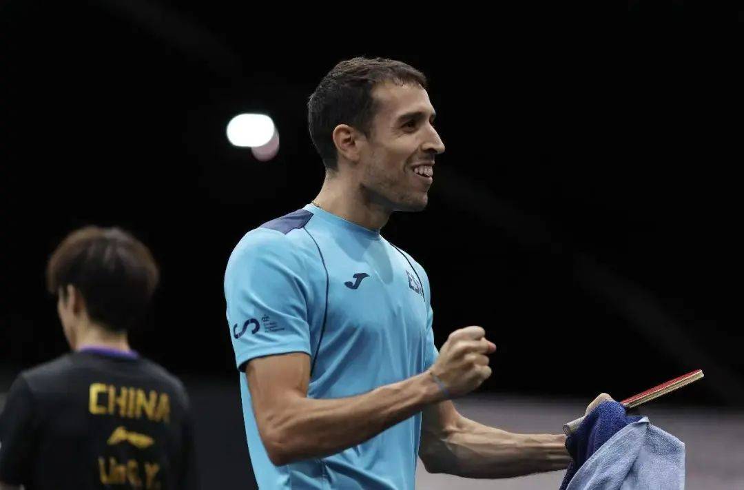 林诗栋苦战五局晋级，王艺迪横扫长崎美柚 | WTT美国大满贯赛