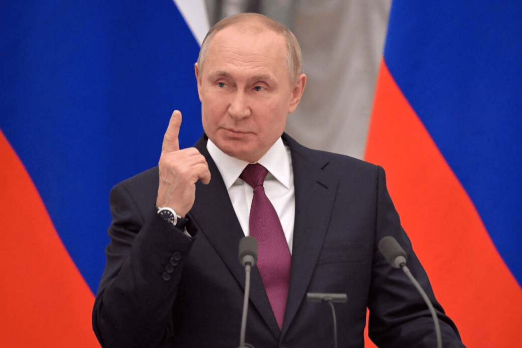 26国还未集结,普京就对其下战书,基辅遭俄军810架无人机狂轰滥炸11小时!