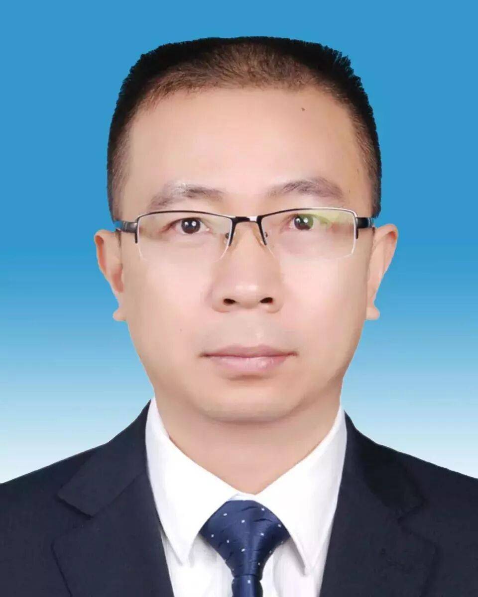 “一把手”安排单位买500斤散装白酒用于接待，官方公布其违纪违法详情