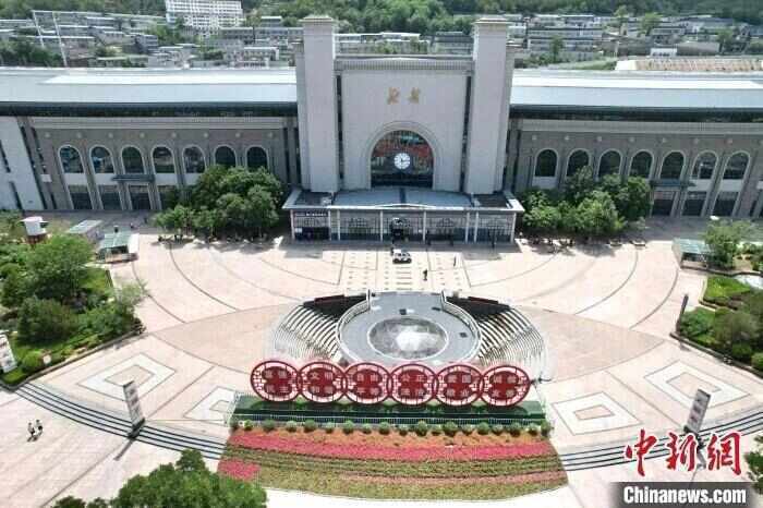 人这一辈子，一定要坐高铁去一趟延安！