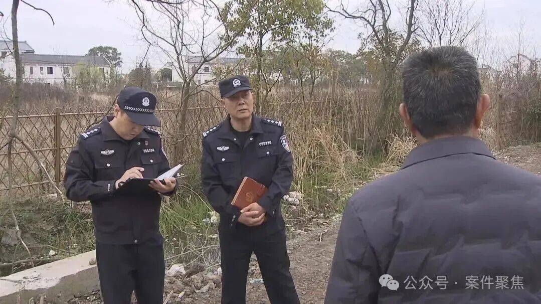 上海夫妻双双殒命！贵重财物没丢失，一枚血手印成关键线索，30年后真相大白